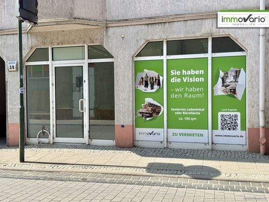 Schaufenster Straßenseite