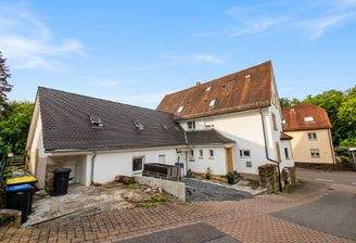 Rückseite_mit KI bearbeitet