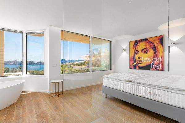 Schlafzimmer mit Badezimmer en Suite