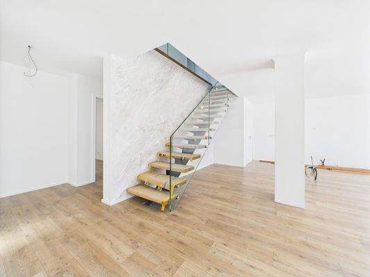 Wohn- und Essbereich 7