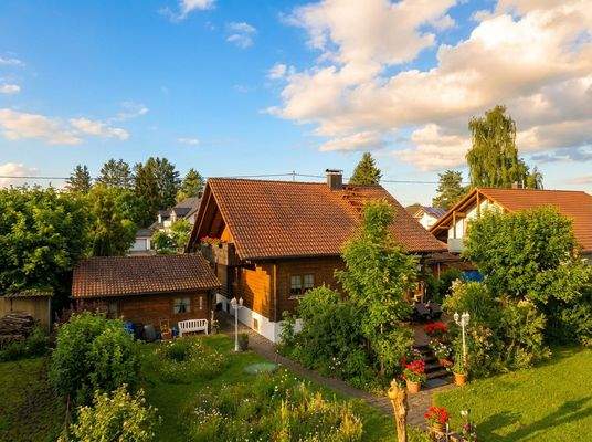 Hausansicht seitlich oben