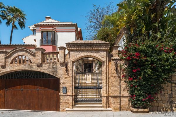 Photo: Villa in Marbella Golden Mile