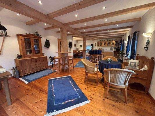 Teilansicht Partyraum.jpeg