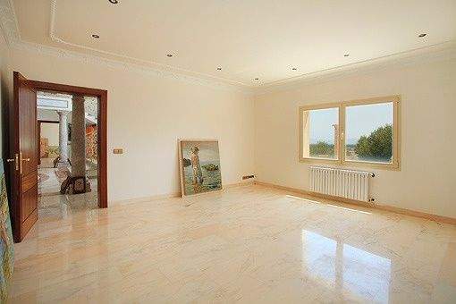 Zweites sehr großzügige Schlafzimmer