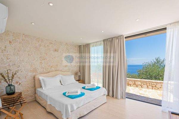 C2972 Villa Nissaki (26)