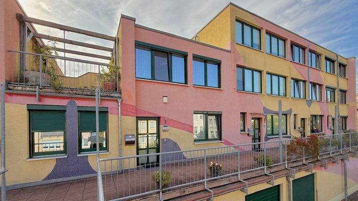 Fronstansicht der Wohnanlage