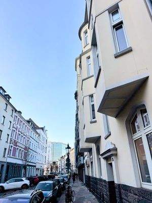 33 Straße Hausansicht