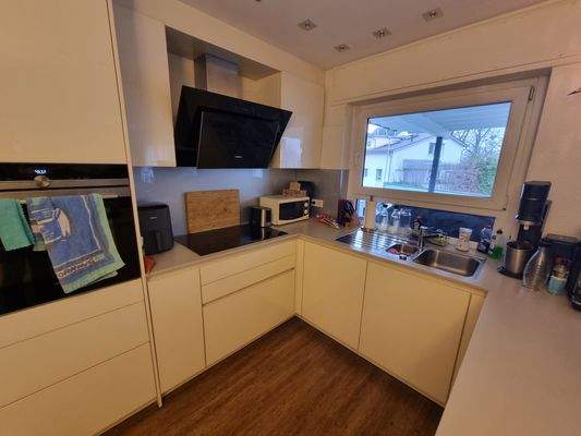 Küche Wohnung EG.jpg