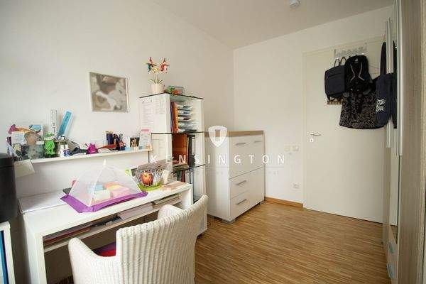 Arbeits- o. Kinderzimmer