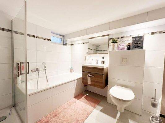 Badezimmer Kellergeschoss