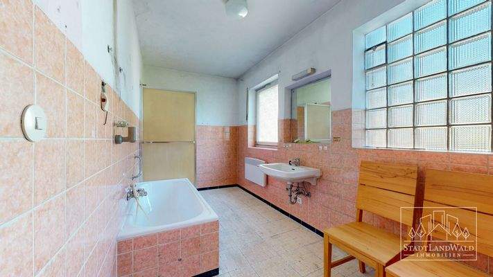 Haus Nr. 35: EG - Badezimmer