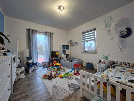 OG: Gästezimmer/ Kind 1