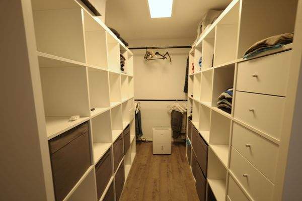 ... mit begehbarem Kleiderschrank