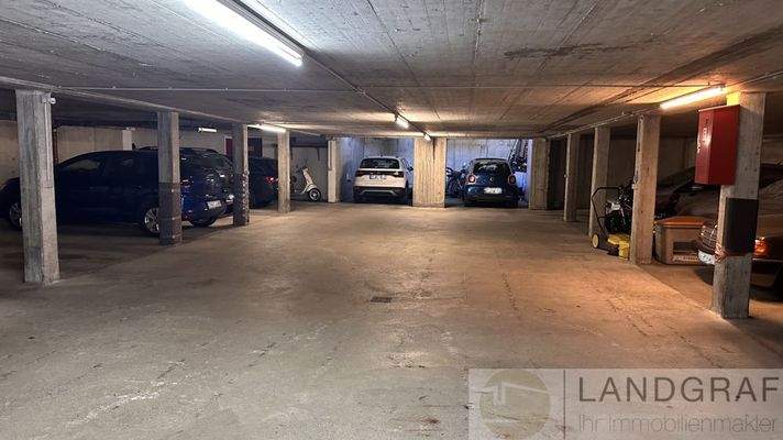 Tiefgaragen-Stellplatz