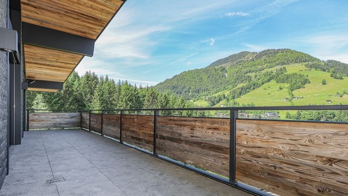 KITZIMMO-Luxusvilla mit Freizeitwohnsitz kaufen - Immobilien Kirchberg in Tirol.