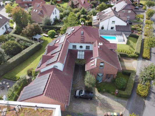 Einfamilienhaus mit Pool