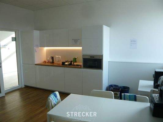 Küchenzeile im IV OG