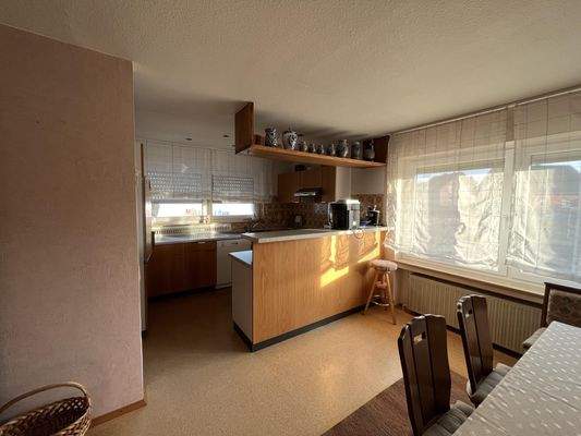 Küche mit Essplatz