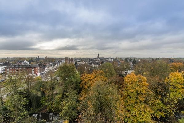 Weitblick über die Dächer von Neuss