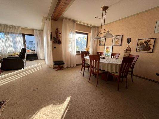 EG, Wohn-, Essbereich.JPG