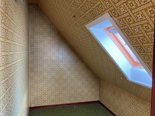 Ankleide oder Abstellraum