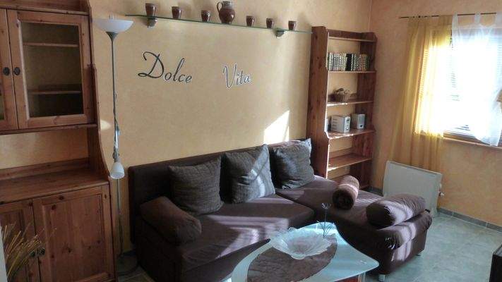 Zimmer einer Wohnung.JPG