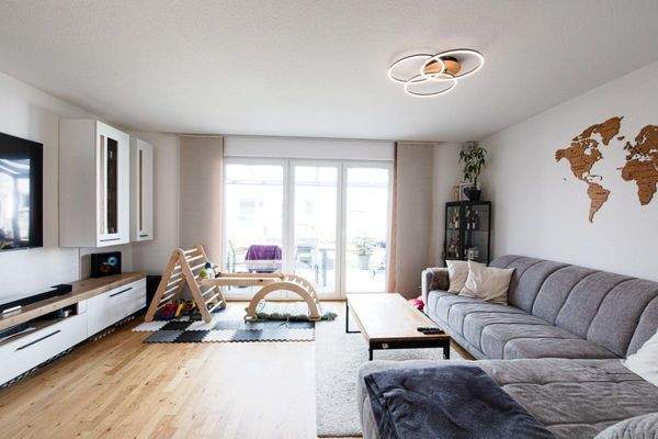 Das helle Wohnzimmer