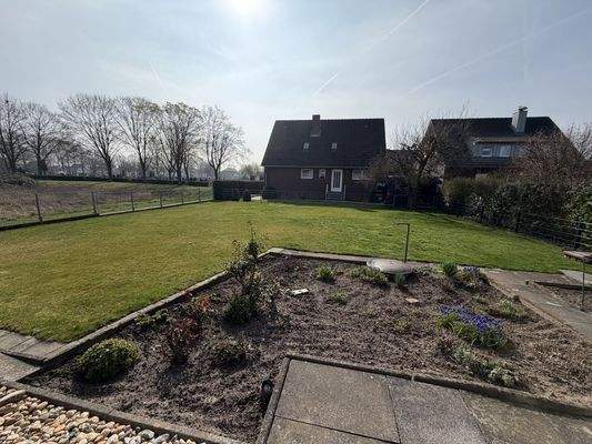 Garten/anteiliger Bauplatz