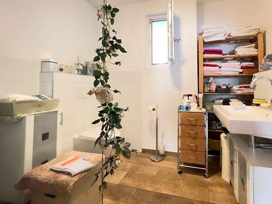 31 Einlieger Bad.jpg