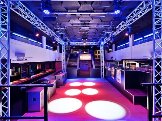 Club 4a.jpg