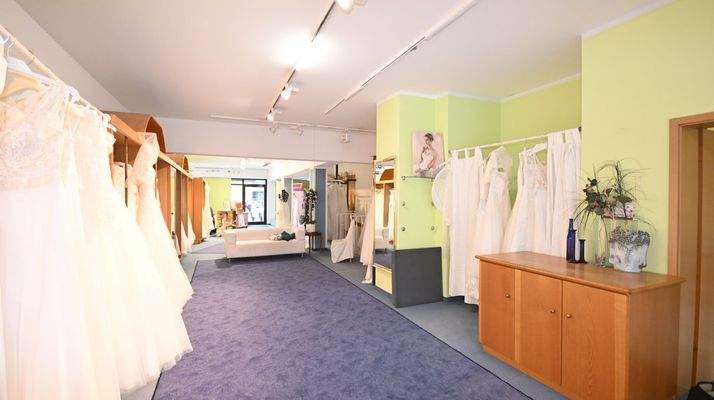 Heller Verkaufs- / Büroraum