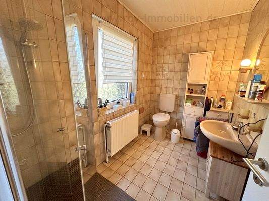 2. Badezimmer EG ...