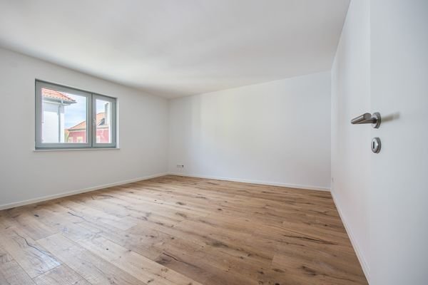 1 Zimmer City Apartment mit separater Küche am Eingang