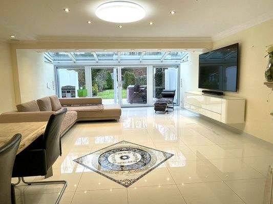 offenes Wohnen mit Wintergarten