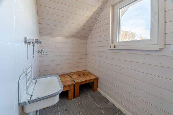 Hauswirtschaftsraum DG