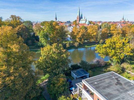 Ausblick- Trave und Altstadt