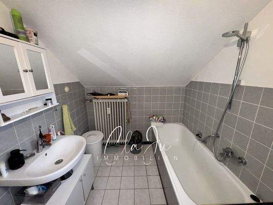 Wohnung 2 - Badezimmer