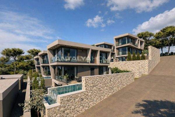 Off-Plan Houses with Sea Views in Antalya Kalkan