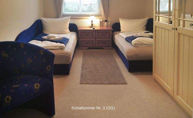 Schlafzimmer im OG