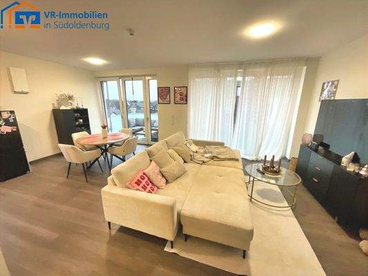 Wohn- und Essbereich