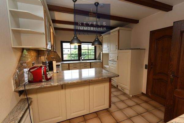 Küche vom Esszimmer aus