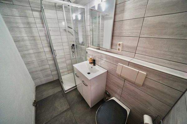 Bad Einliegerwohnung