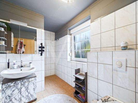 Badezimmer II Nebengebäude