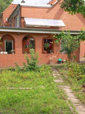 Außenansicht im Sommer