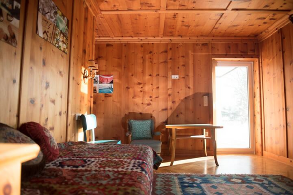 Bedroom 3 - stone pine