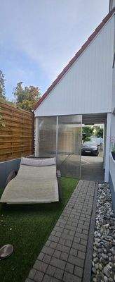 Fläche zwischen Sauna und Carp