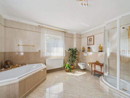 Hauptbad OG Ansicht I