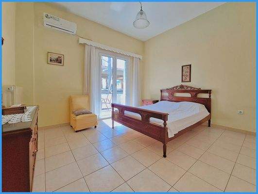 3d3251e7efb84e93b9dfb37de68eaba8-original