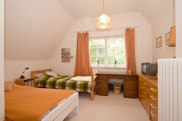 Drei Schlafzimmer sind auf dieser Ebene untergebracht