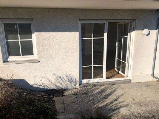 Terrasse mit Zugang Wohnraum